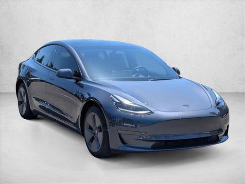 Midnight Silver Metallic 2023 Tesla Model 3 Standard Range