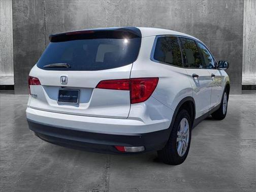 2016 Honda Pilot LX
