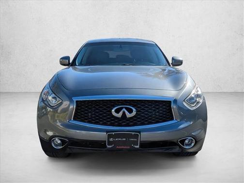 2017 INFINITI QX70 Base