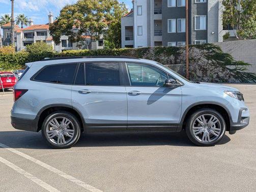 2022 Honda Pilot AWD Sport