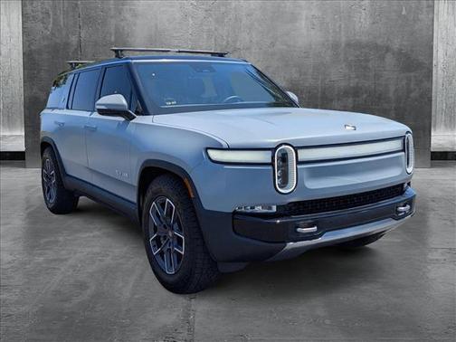 2023 Rivian R1S Adventure