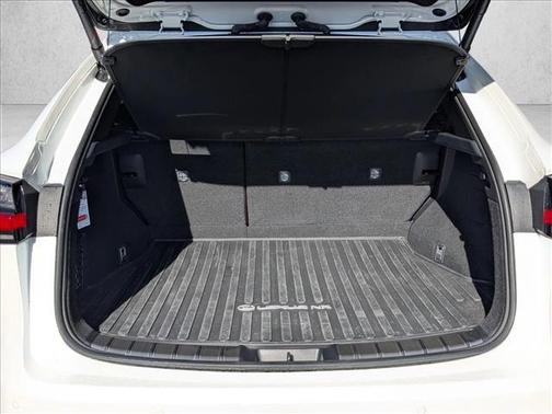 2025 Lexus NX 450h+ Luxury