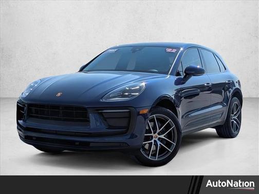 2022 Porsche Macan AWD