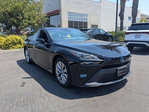 2021 Toyota Mirai Base