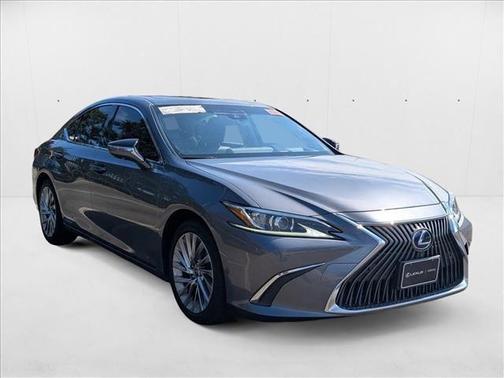 2019 Lexus ES 300h Luxury