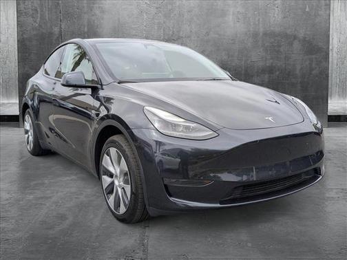 2024 Tesla Model Y RWD *Ltd Avail*