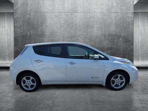 2014 Nissan Leaf SV
