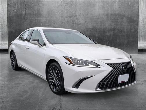 2024 Lexus ES 300h Base