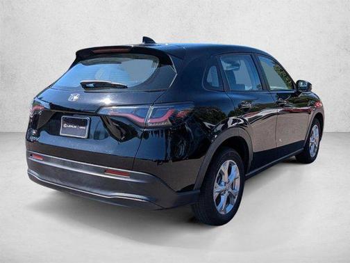 Crystal Black Pearl 2023 Honda HR-V LX
