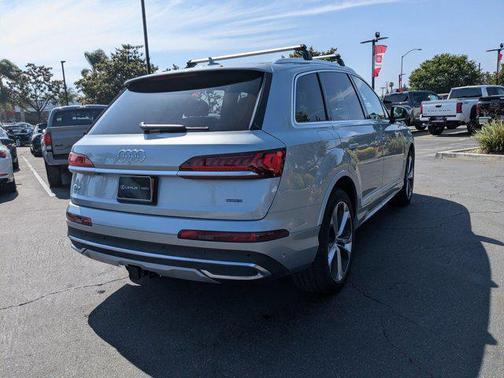2024 Audi Q7 55 Premium Plus