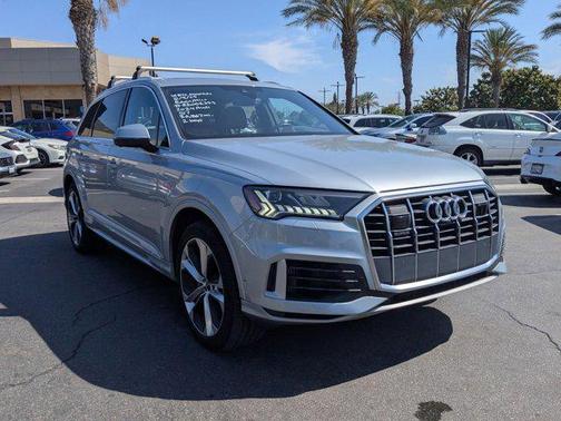 2024 Audi Q7 55 Premium Plus