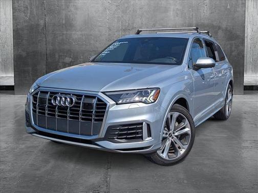 2024 Audi Q7 55 Premium Plus