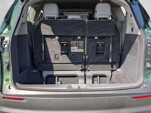 2022 Toyota Sienna XLE