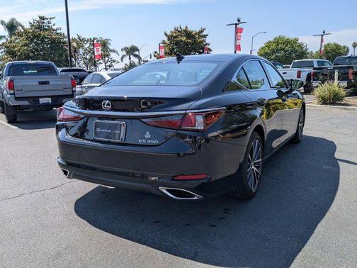 2025 Lexus ES 350 Base
