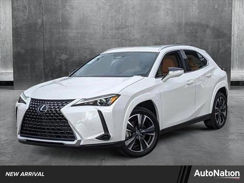 2025 Lexus UX 300h Base