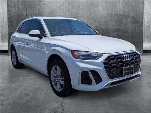 2022 Audi Q5 45 S line Premium
