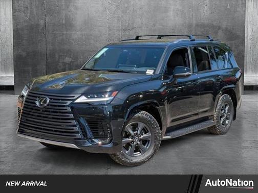 2025 Lexus LX 700h Overtrail