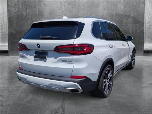 2023 BMW X5 sDrive40i