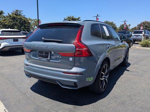 2023 Volvo XC60 Recharge Plug-In Hybrid T8 Polestar