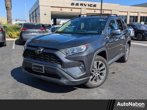 2020 Toyota RAV4 XLE Premium