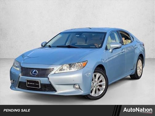 2013 Lexus ES 300h Base