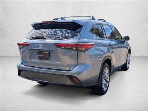 2022 Toyota Highlander Limited