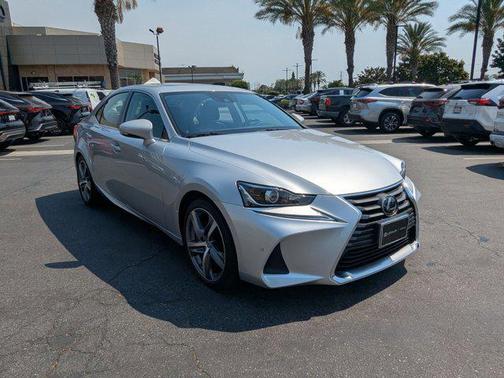2018 Lexus IS 300 Base