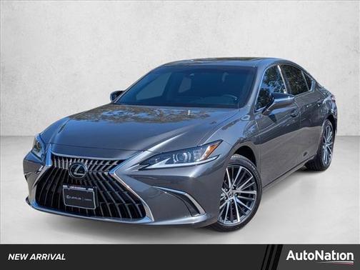 2025 Lexus ES 300h Base