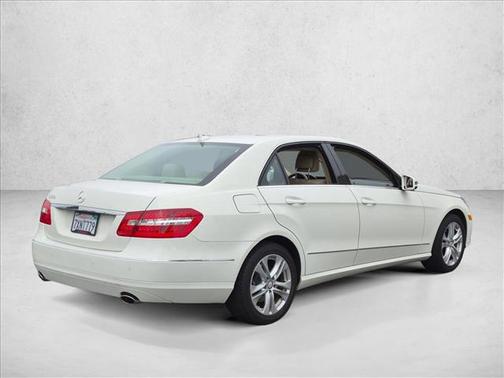 White 2011 Mercedes-Benz E-Class E 350 Luxury