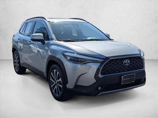 2022 Toyota Corolla Cross XLE