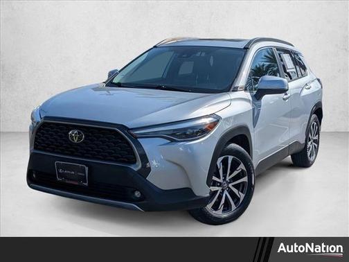 2022 Toyota Corolla Cross XLE