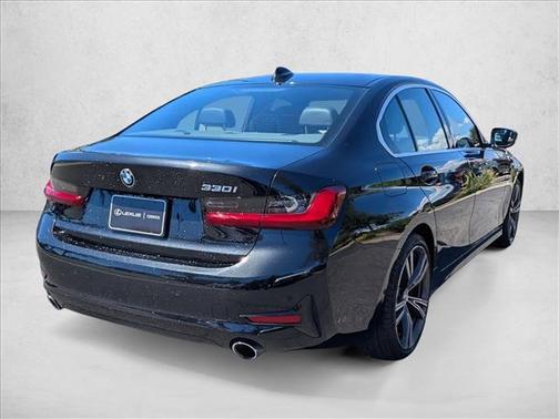 2022 BMW 330 330i