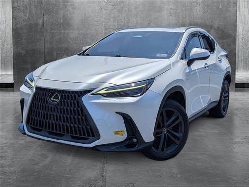 2022 Lexus NX 450h+ Luxury