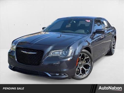 2016 Chrysler 300 S
