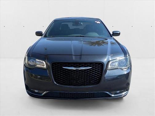 2016 Chrysler 300 S