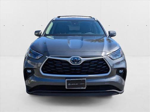 2024 Toyota Highlander Hybrid XLE