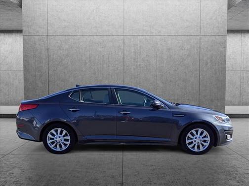 Photo 5 of 16 of 2015 Kia Optima LX