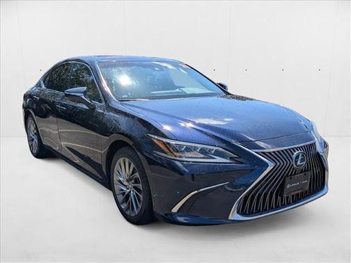 2021 Lexus ES 300h Luxury
