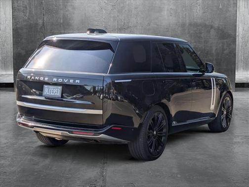 2024 Land Rover Range Rover P530 Autobiography