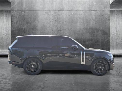 2024 Land Rover Range Rover P530 Autobiography