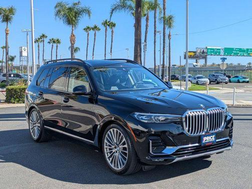 2022 BMW X7 xDrive40i