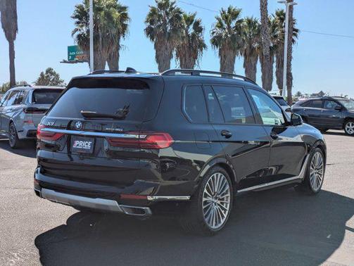 2022 BMW X7 xDrive40i