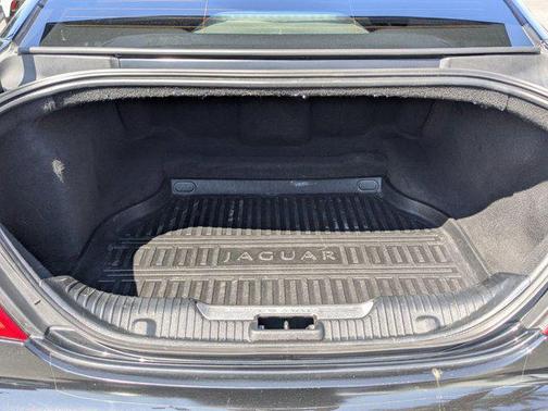 2019 Jaguar XJ R-Sport