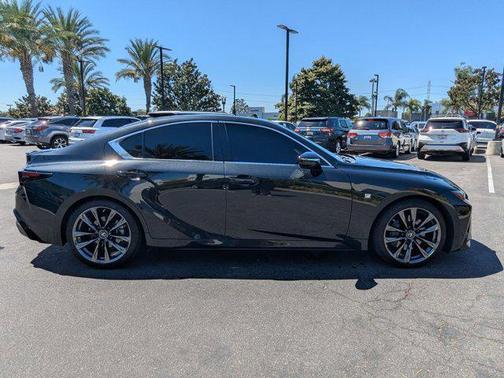 2022 Lexus IS 350 Base