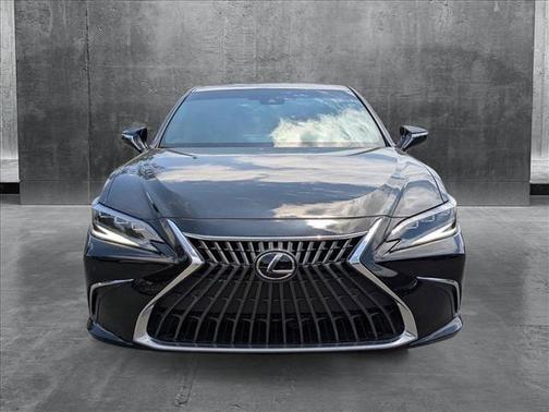 2024 Lexus ES 300h Base