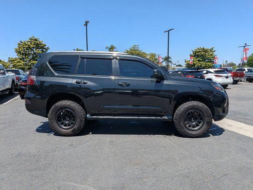 2023 Lexus GX 460 Premium