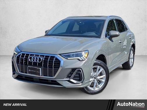 2024 Audi Q3 Premium 45 TFSI S line quattro Tiptronic