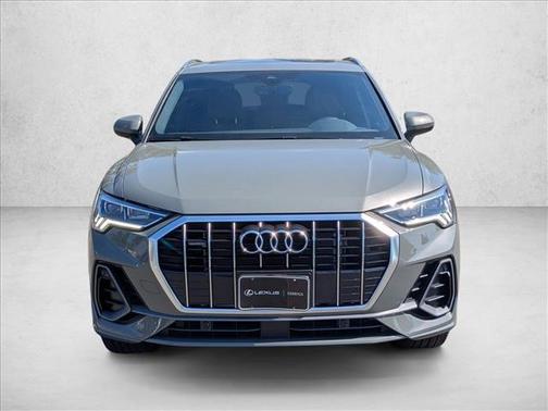 2024 Audi Q3 Premium 45 TFSI S line quattro Tiptronic