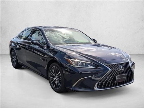 2023 Lexus ES 300h Base