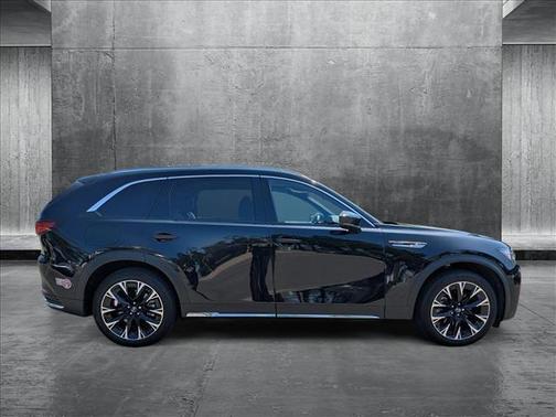 2024 Mazda CX-90 PHEV Premium Plus